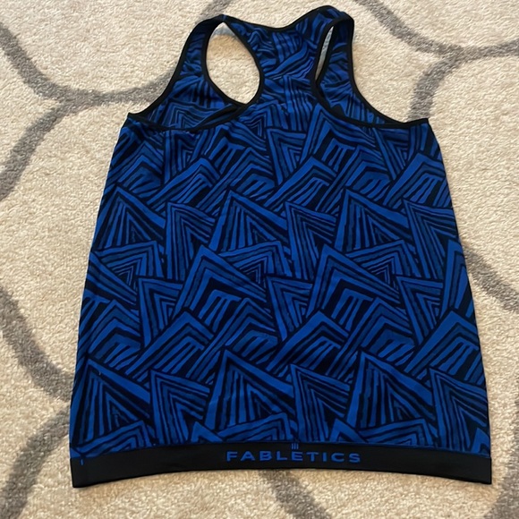 FABLETICS workout tank - Picture 2 of 4